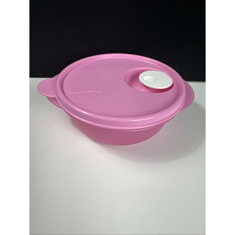 Tupperware CrystalWave Microwave 2.25 Cup Round Bowl Container Pink